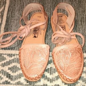 Handcrafted Pink Leather Floral Embossed Flats